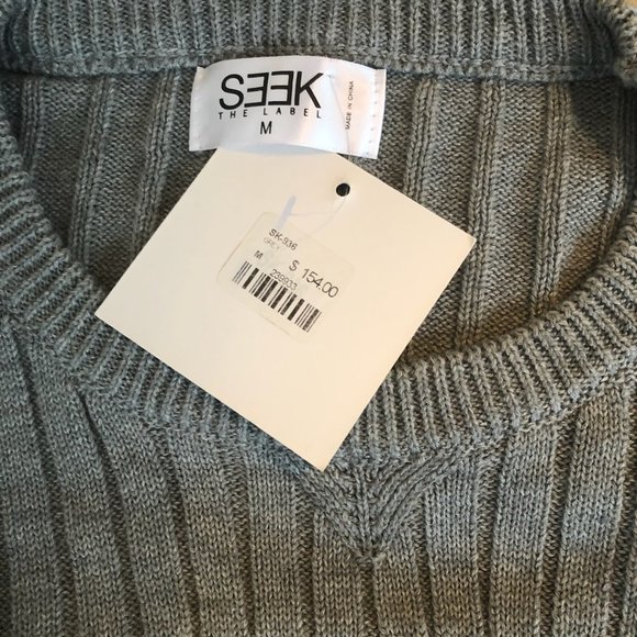 LF,  Seek the Label  Grey Zipper Sweater - Picture 4 of 4